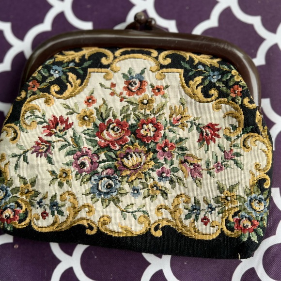 Women’s vintage tapestry floral small clutch evening bag - Picture 3 of 3